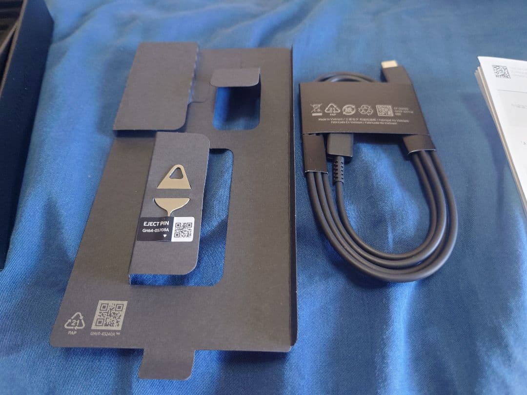 Samsung GalaxyS24 SC-51E オニキスブラック 利用制限◯