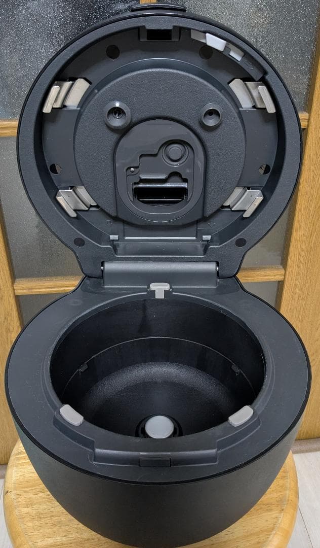 2023年製 ビストロ 可変圧力IH炊飯器 SR-V10BA 5.5合 ジャンク