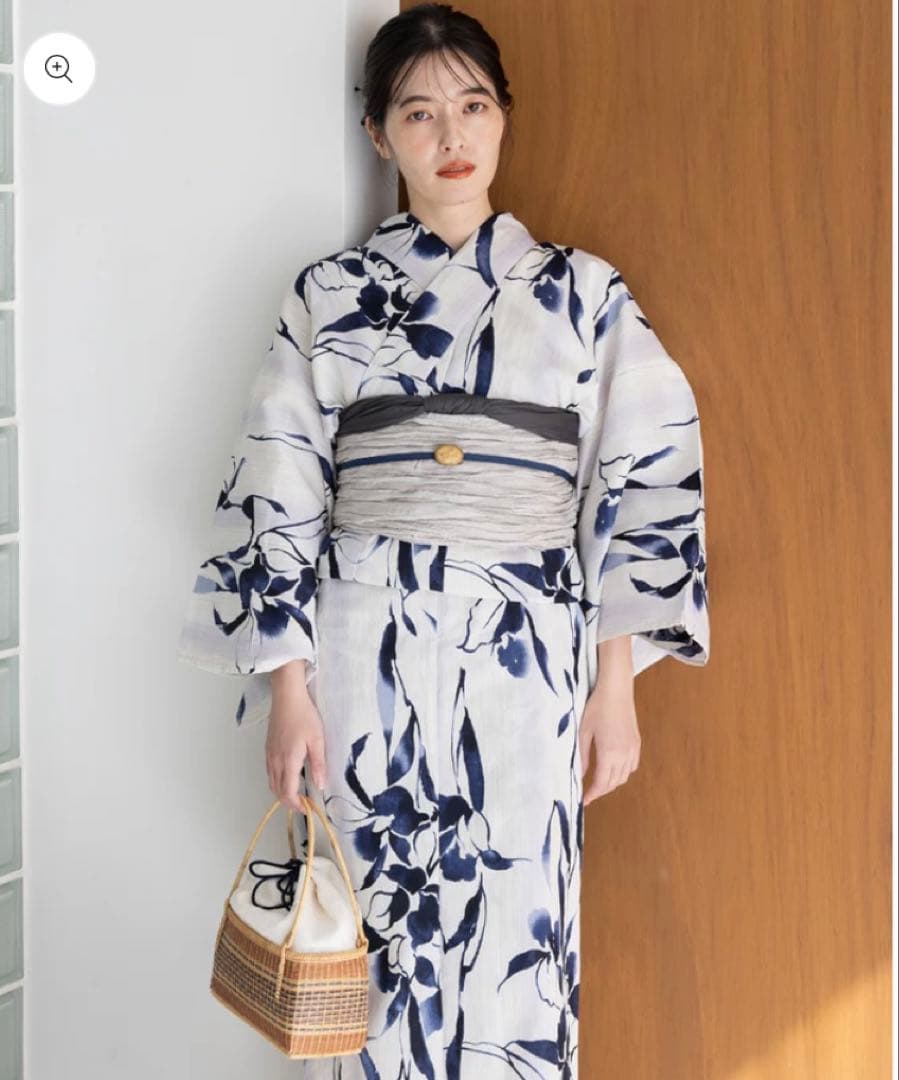 浴衣　浴衣館グレース　花柄浴衣・帯セット ホワイト・ネイビー