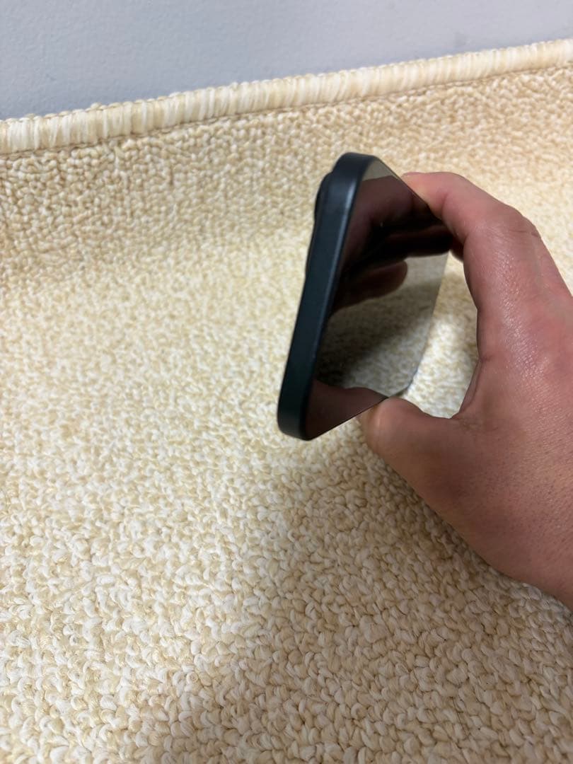 Apple iPhone 15 本体　256GB