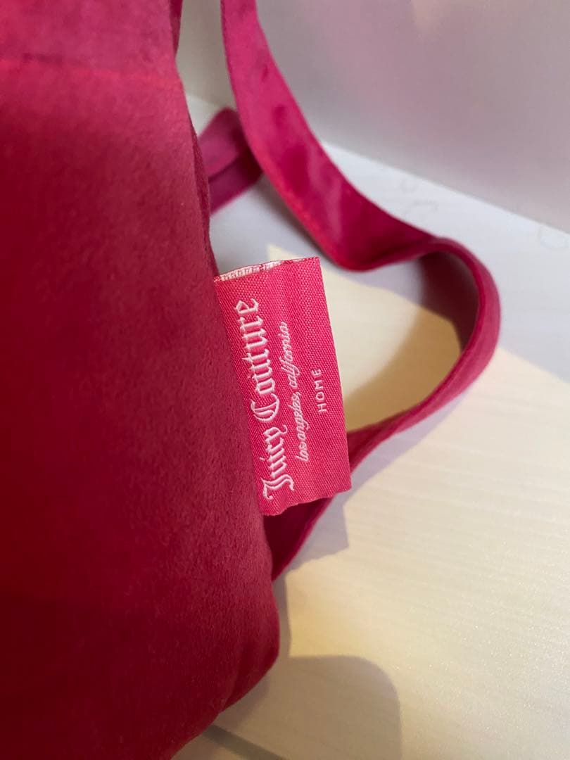 Juicy Couture キルティングバック型クッション