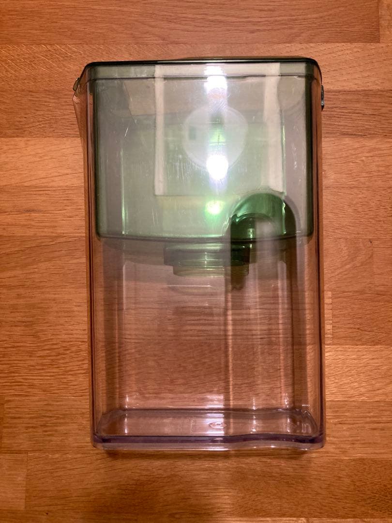 ガイアの水135 ポット型浄水器 ビビアン 新品カートリッジ3個付き