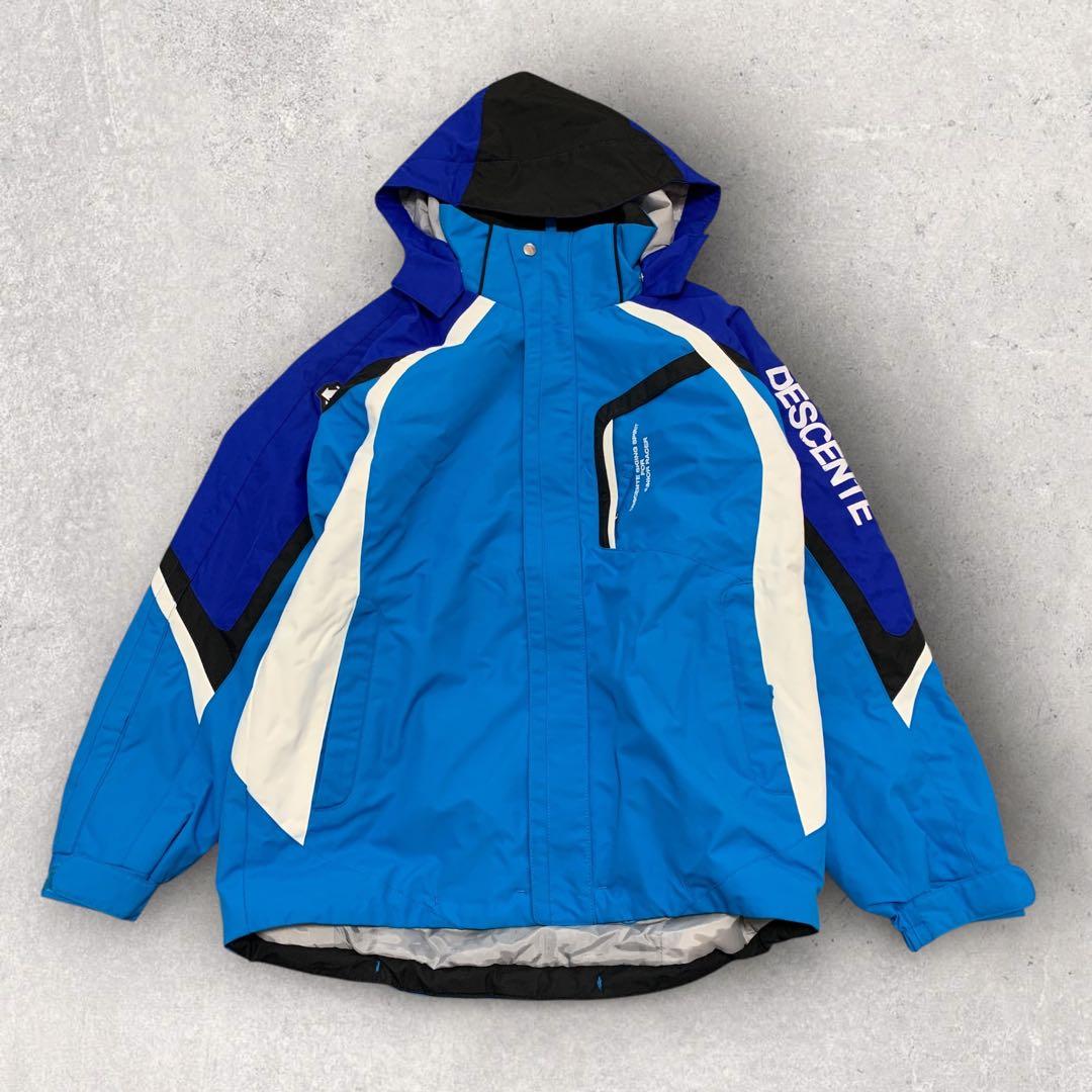 【美品】デサント　スキーウェア　セットアップ　上下　160