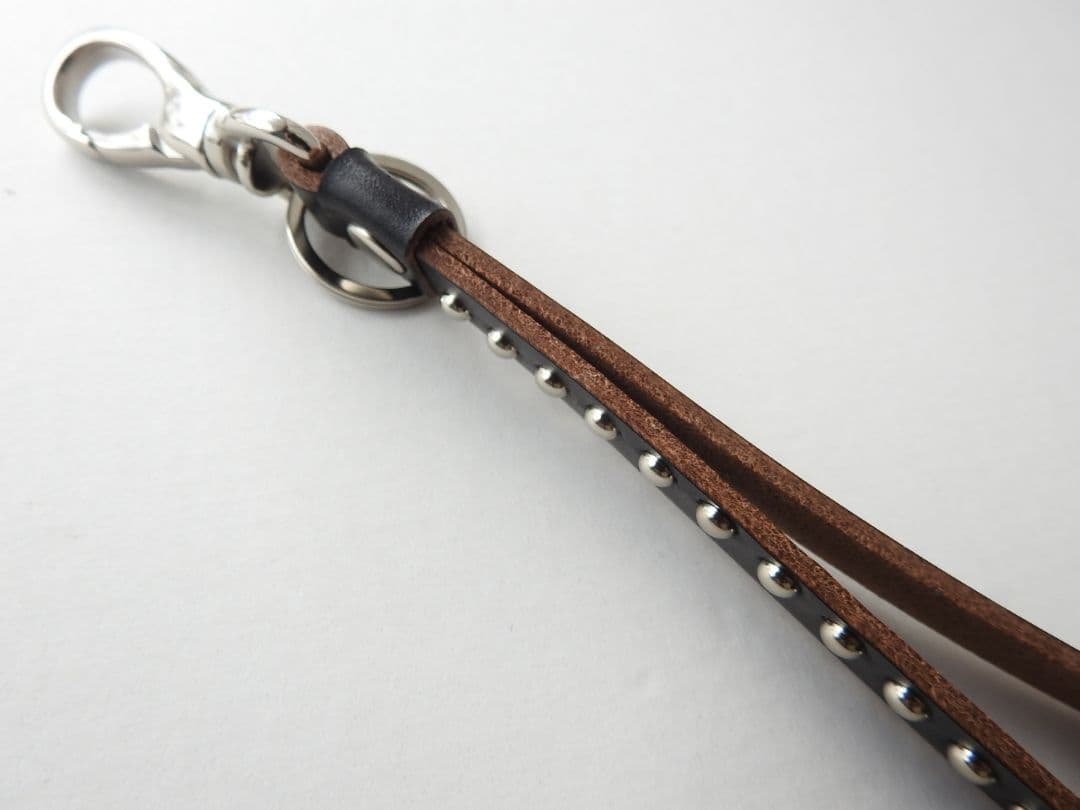 茶芯⑤calee tattoo studio yamada風スタッズキーホルダー