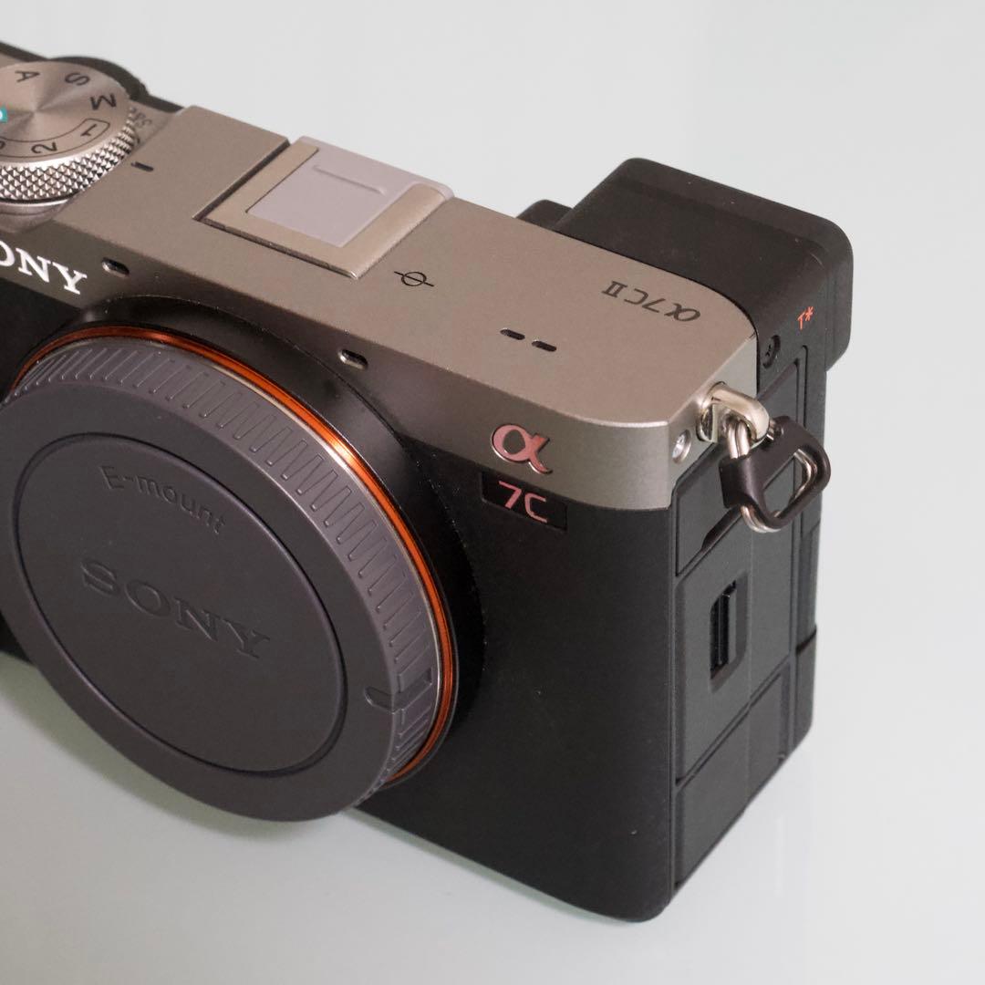 【週末限定セール】SONY α7CⅡミラーレスカメラ 本体 シルバー 保証あり