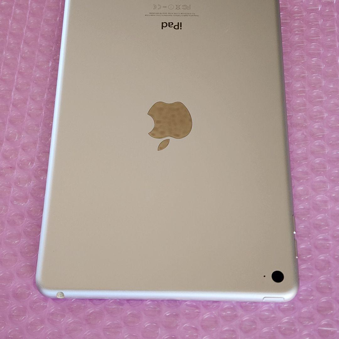 超美品　iPad mini 4　Wi-Fi　128GB　シルバー