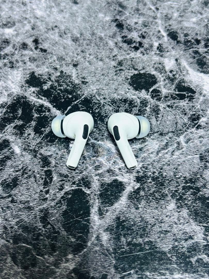 AirPods Pro 第2世代 / Lightningモデル