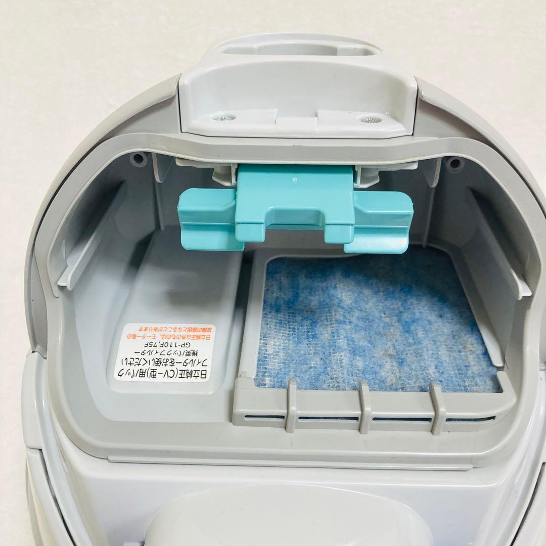 美品高年式　日立紙パック式電気掃除機　CV-F50 2024年製