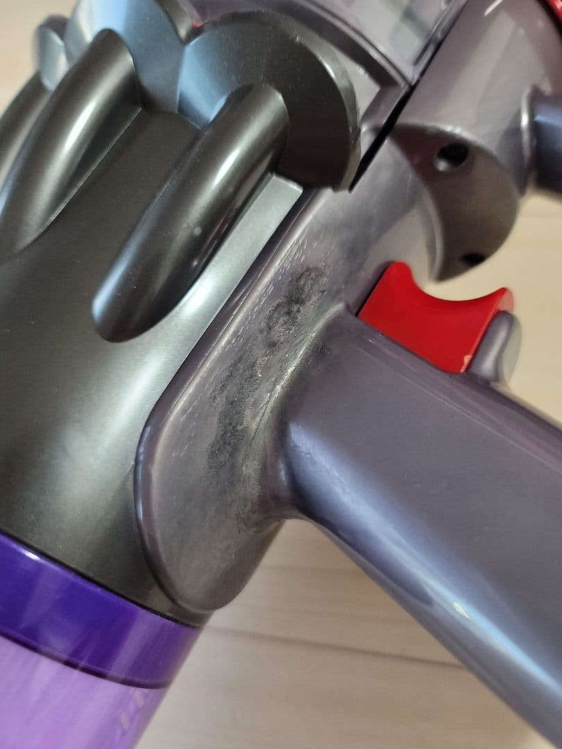 ダイソン Dyson sv18 サイクロン式 コードレス掃除機