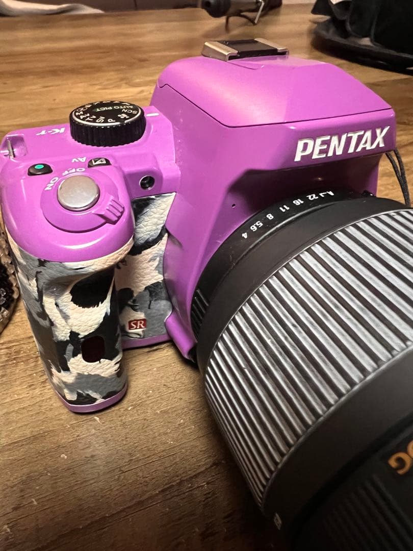 PENTAX デジタル一眼レフカメラ パープル　限定からー　レアカラー　カメラ
