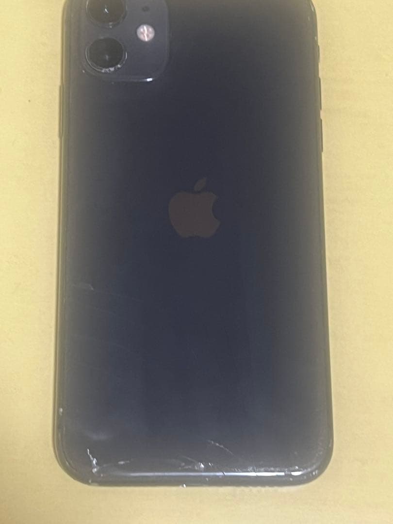 スマートフォン本体 iPhone11 64GB