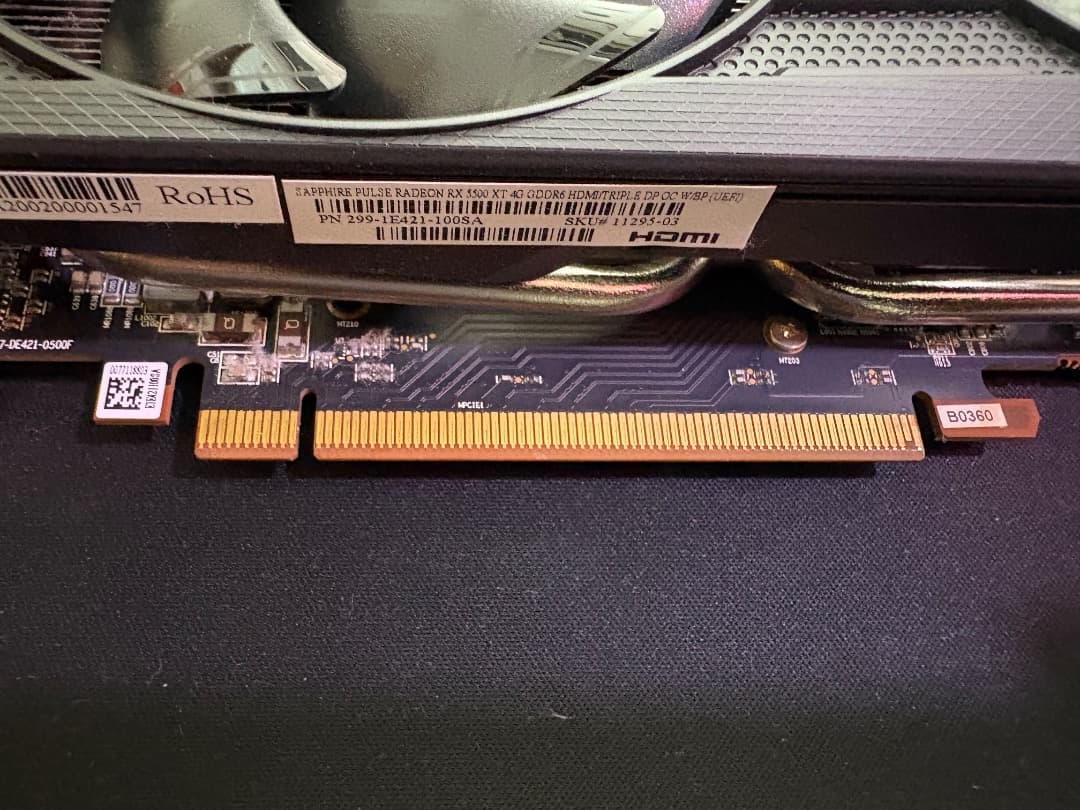 グラフィックボード・グラボ・ビデオカード SAPPHIRE PULSE RADEON RX 5500 XT 4G