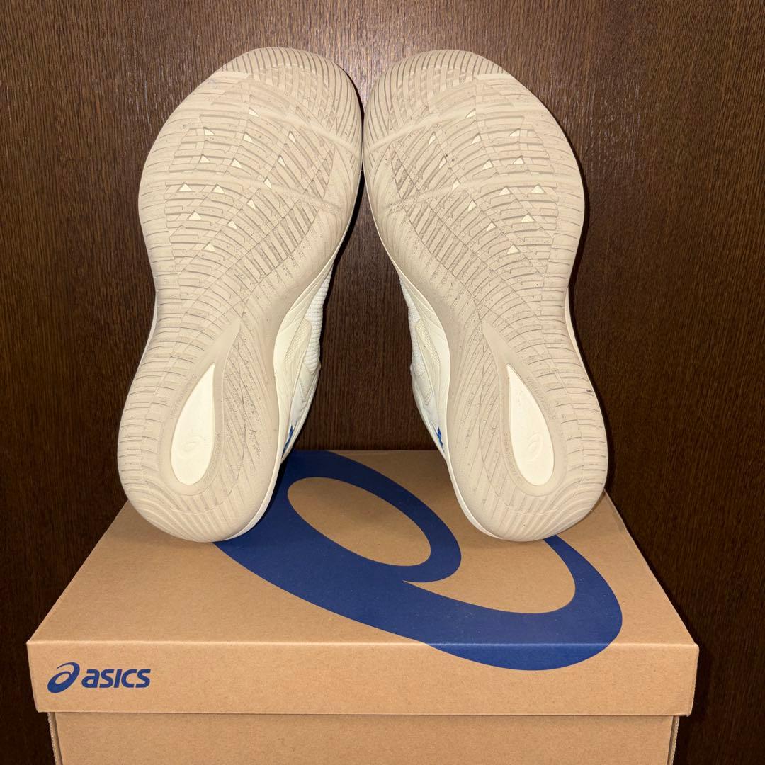 シューズ(男性用) ASICS NOVA SURGE 3