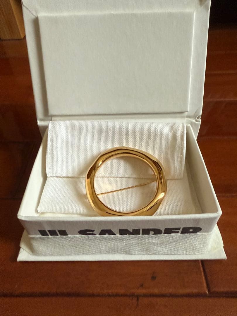 JIL SANDER ゴールドブローチ