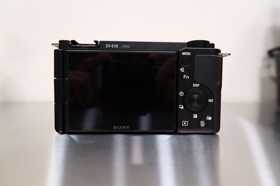 【美品】SONY ZV-E10 ミラーレス一眼　パワーズームレンズキット