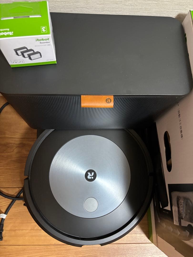 箱付美品♡iRobot j7+ ルンバ ロボット掃除機ドック付♡フィルター替付