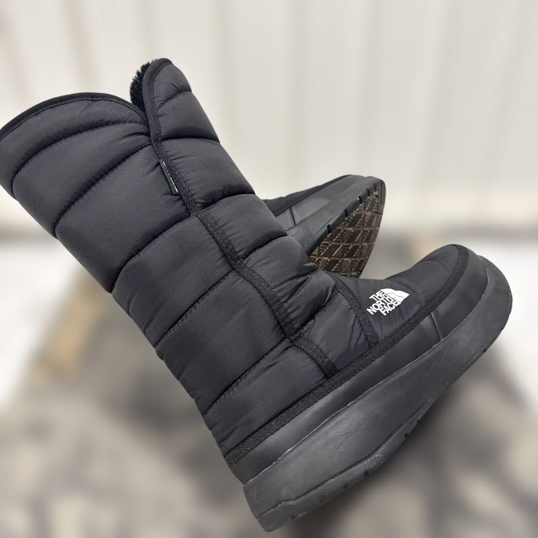 美品　ザノースフェイス　W Amore WP II【24.0】 NFW51977