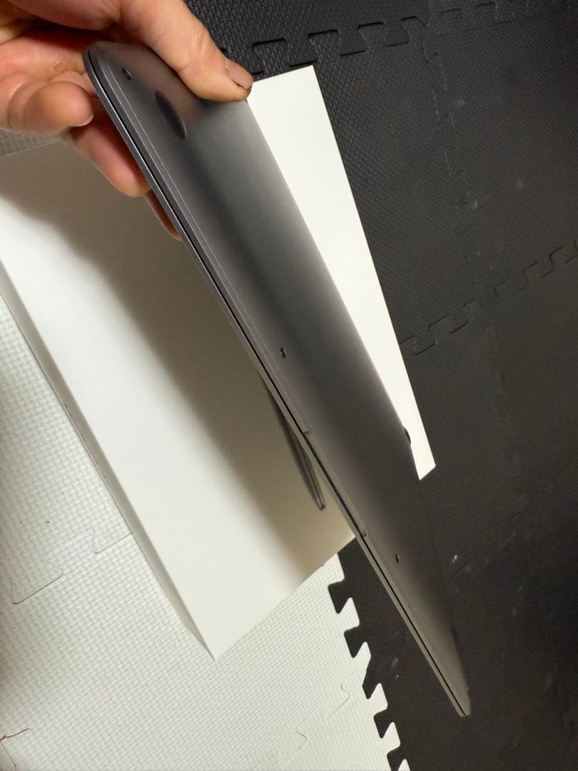 Apple MacBook Air 13インチ スペースグレイ