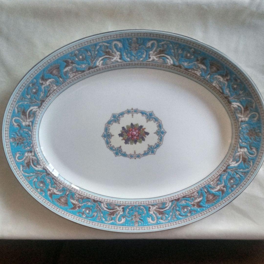 ウェッジウッド・フロレンティーンターコイズ・オーバルプレート大&27㎝壺マーク