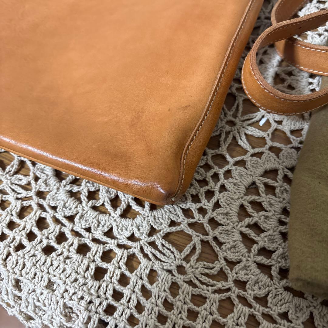 IL BISONTE レザー ショルダーバッグ