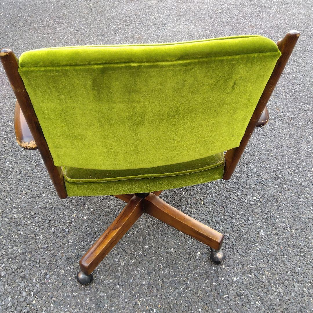 カリモク カリモク60　ヴィンテージ・デスクチェア　役員用チェア　回転椅子