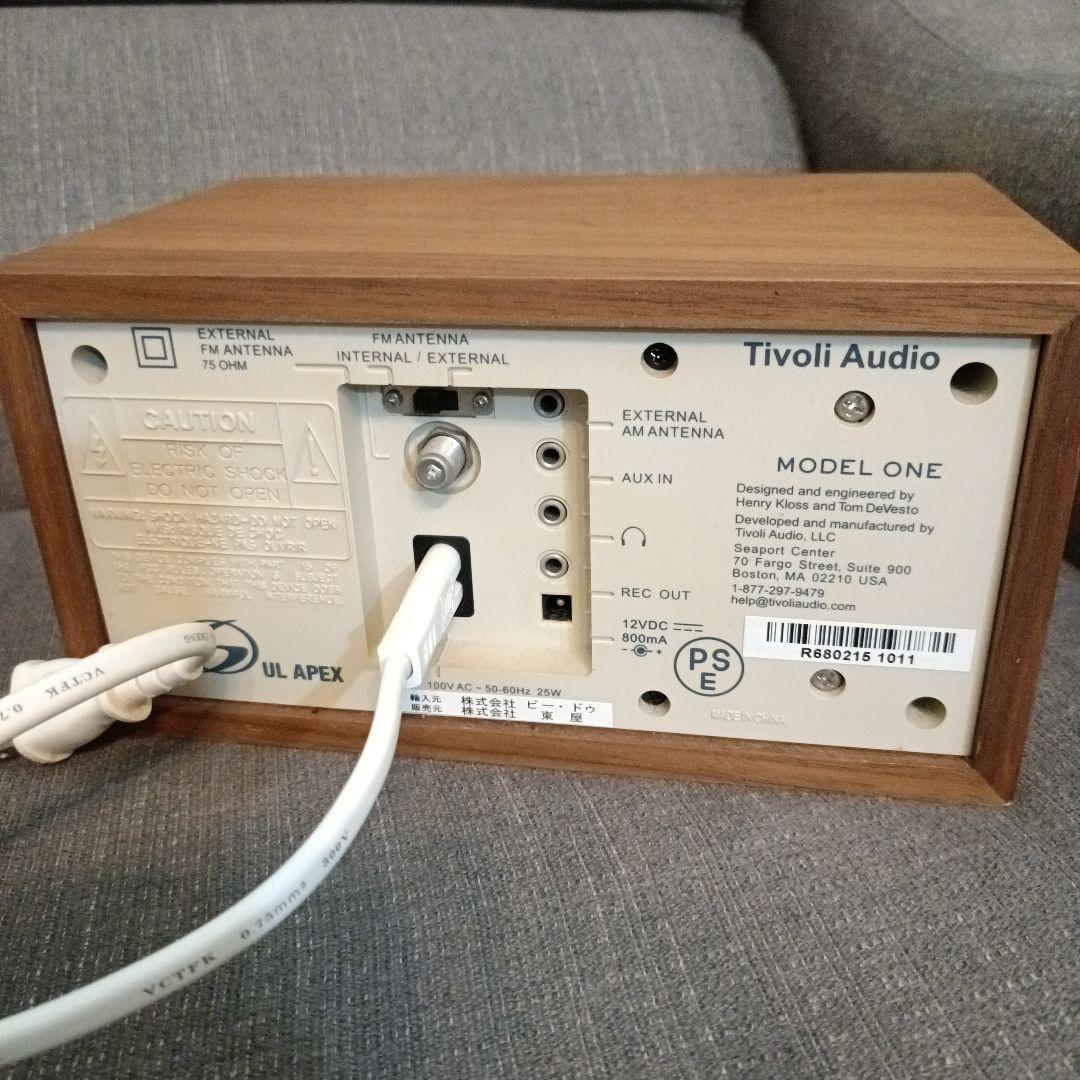 Tivoli Audio モデルワン ウォルナット/ベージュ)