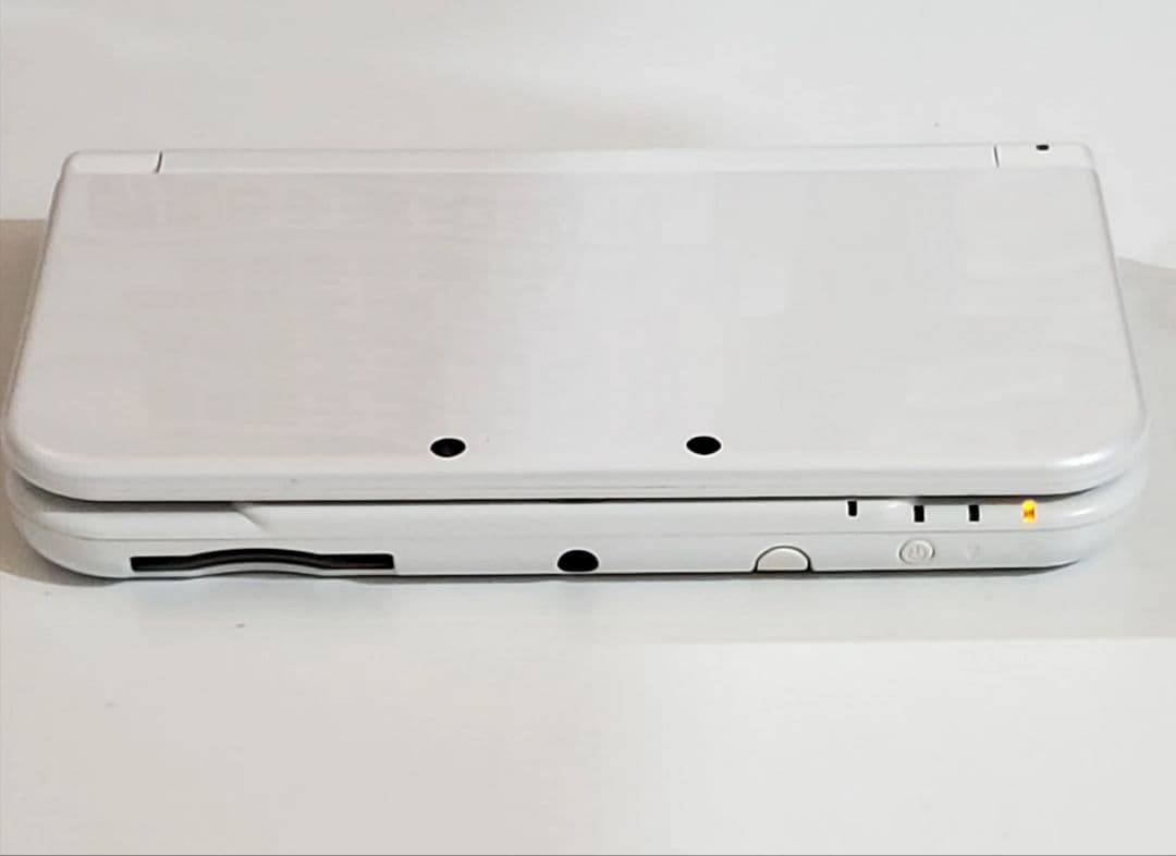 【美品】任天堂 SONY New Nintendo 3DS LL 本体　ソニー