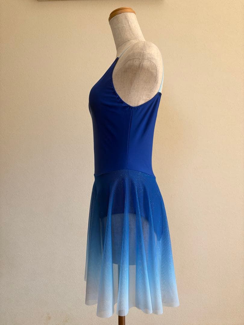 Sサイズ　グラデーションスカート付きレオタード