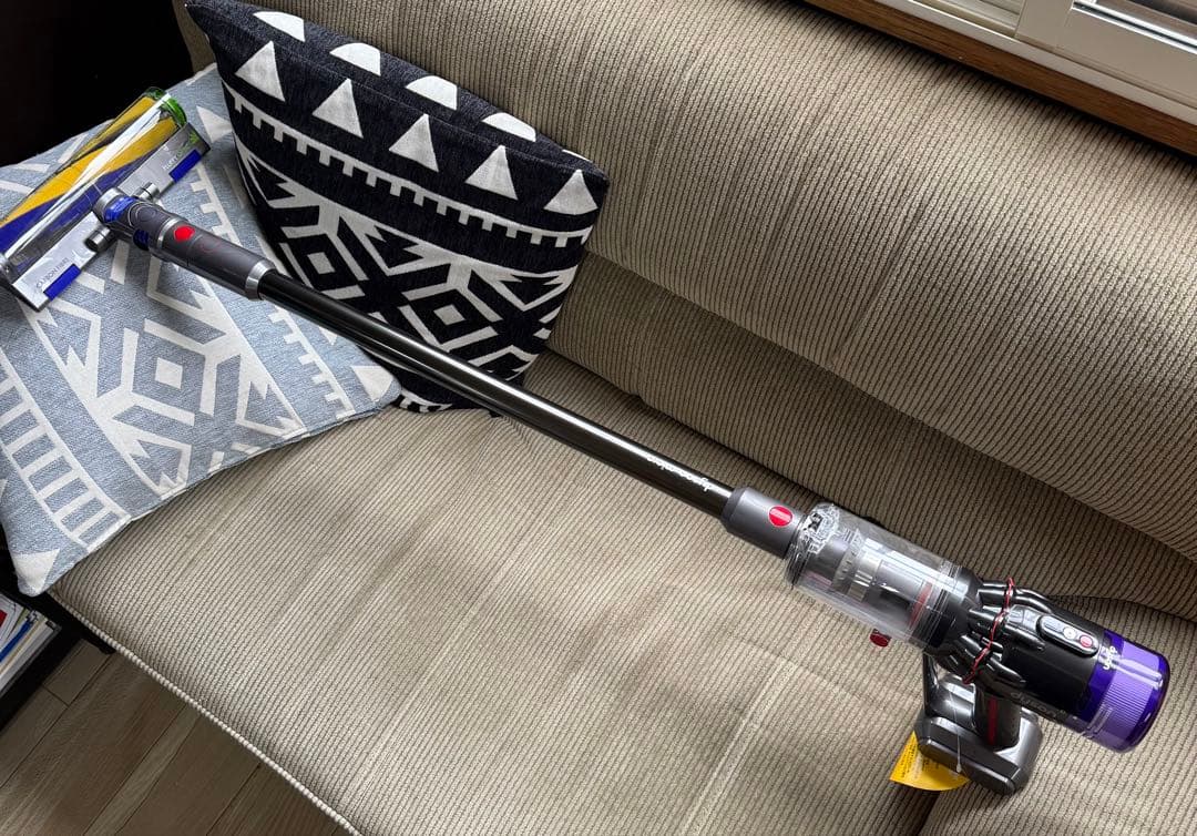 新品未使用未開封！ダイソン　掃除機　SV33