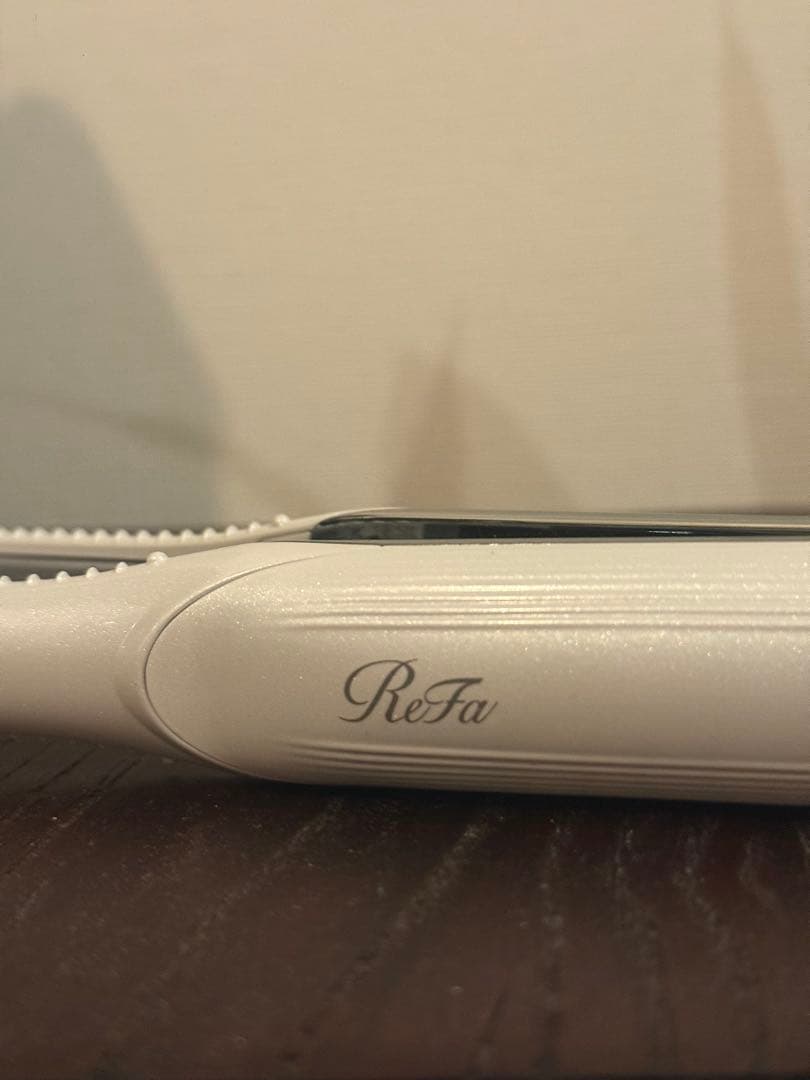 美品✨【ReFa】フィンガーアイロン/ホワイト