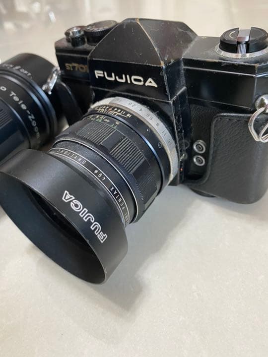 FUJICA のフイルムカメラになります！