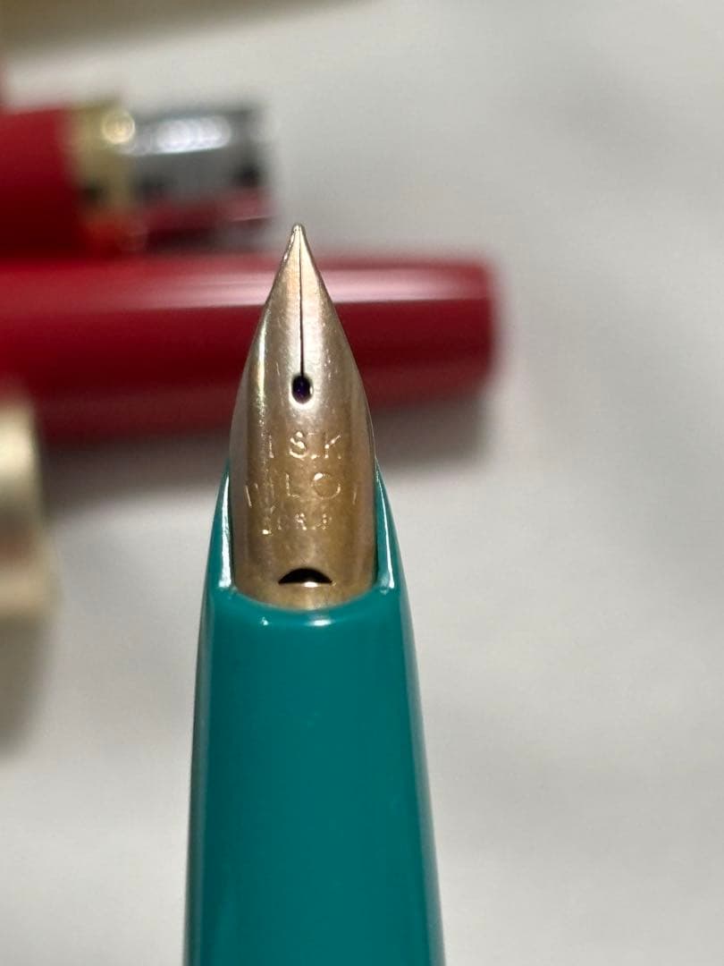 PILOT '70s新品 Elite 万年筆 18Kスクリプト　3本セット