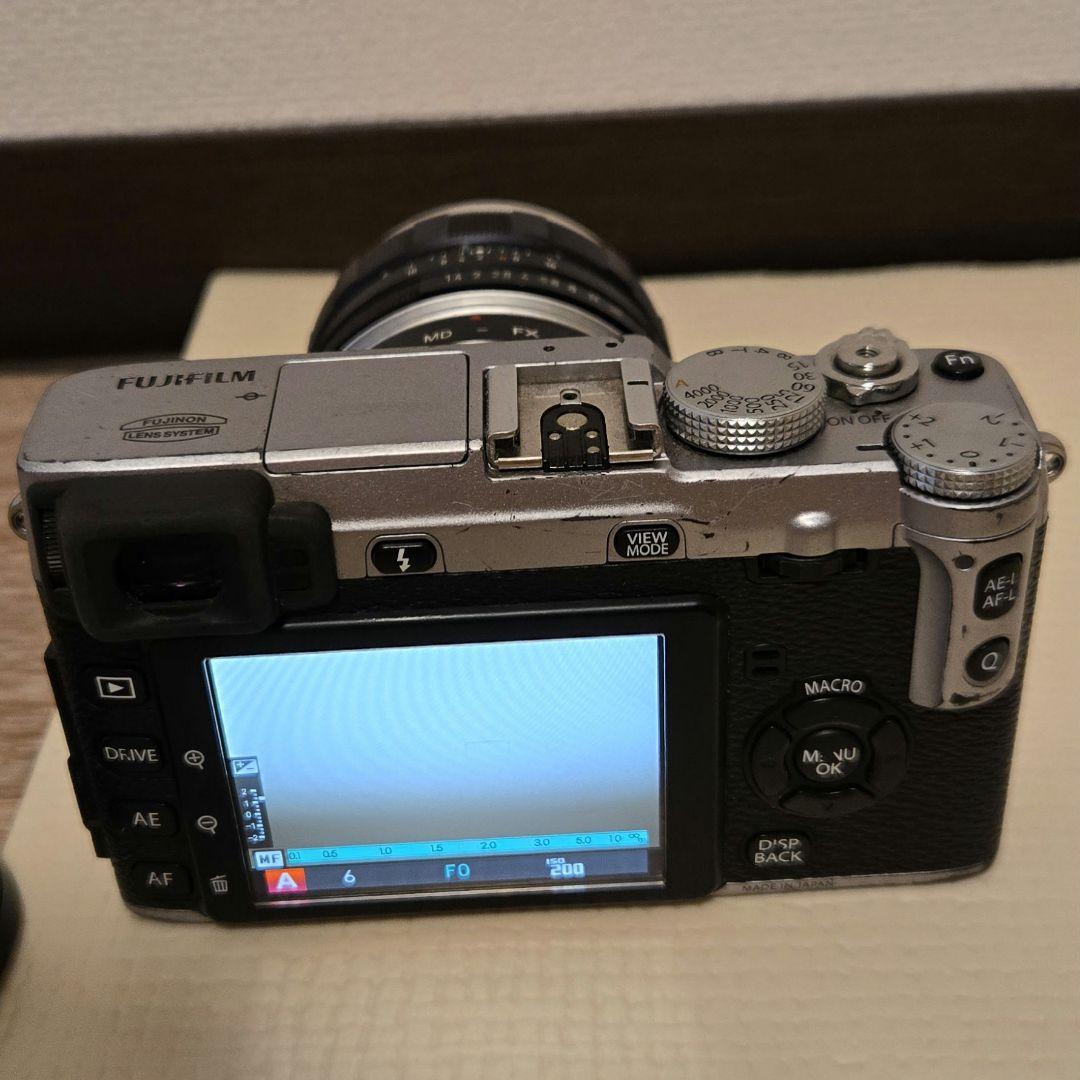 Fujifilm X-E1 ミラーレス一眼カメラ オールドレンズバッテリー3個