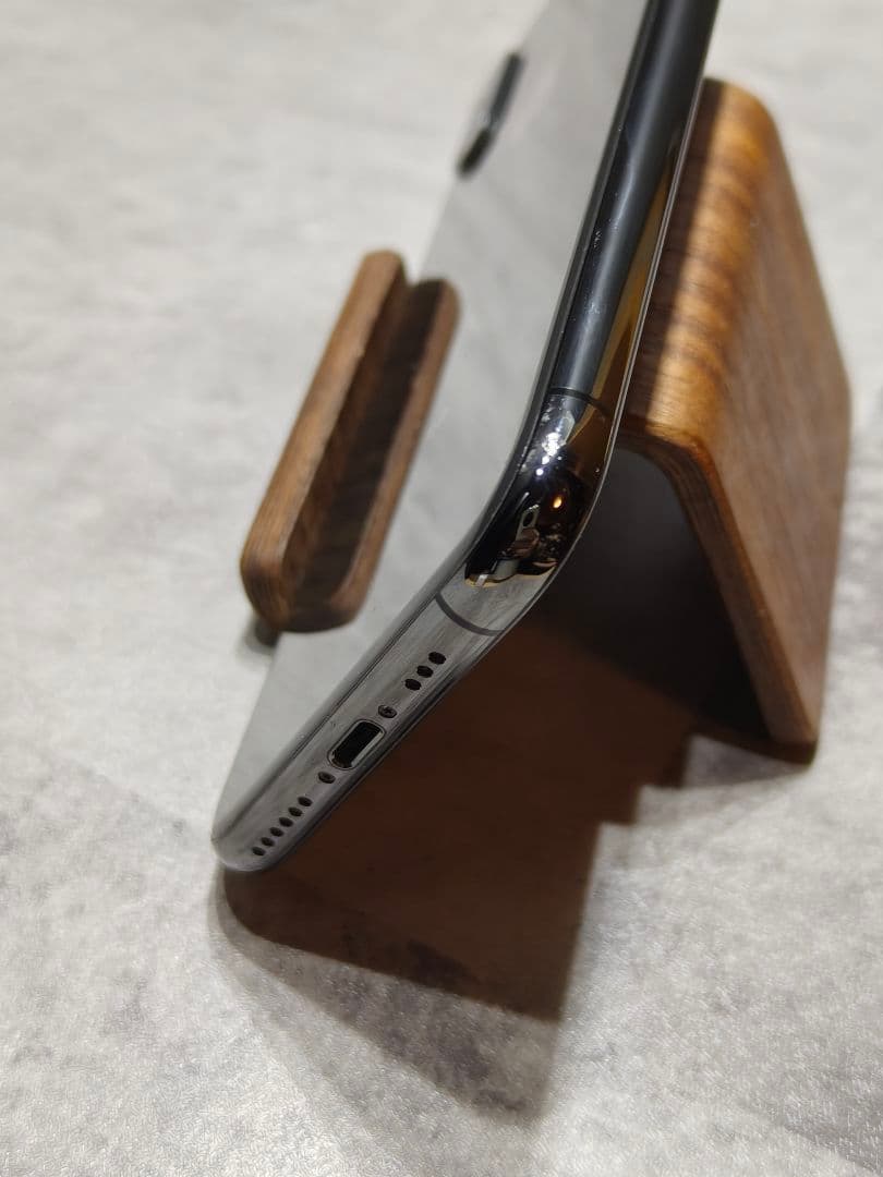 iphone xs 256 SIMロック解除済み スマホ