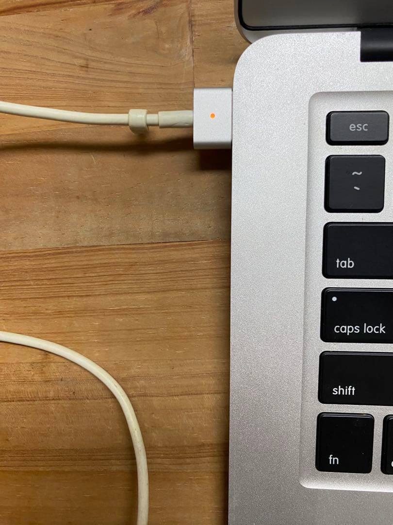 MacBook本体 Apple MacBookAir(13-inch, Mid 2013)