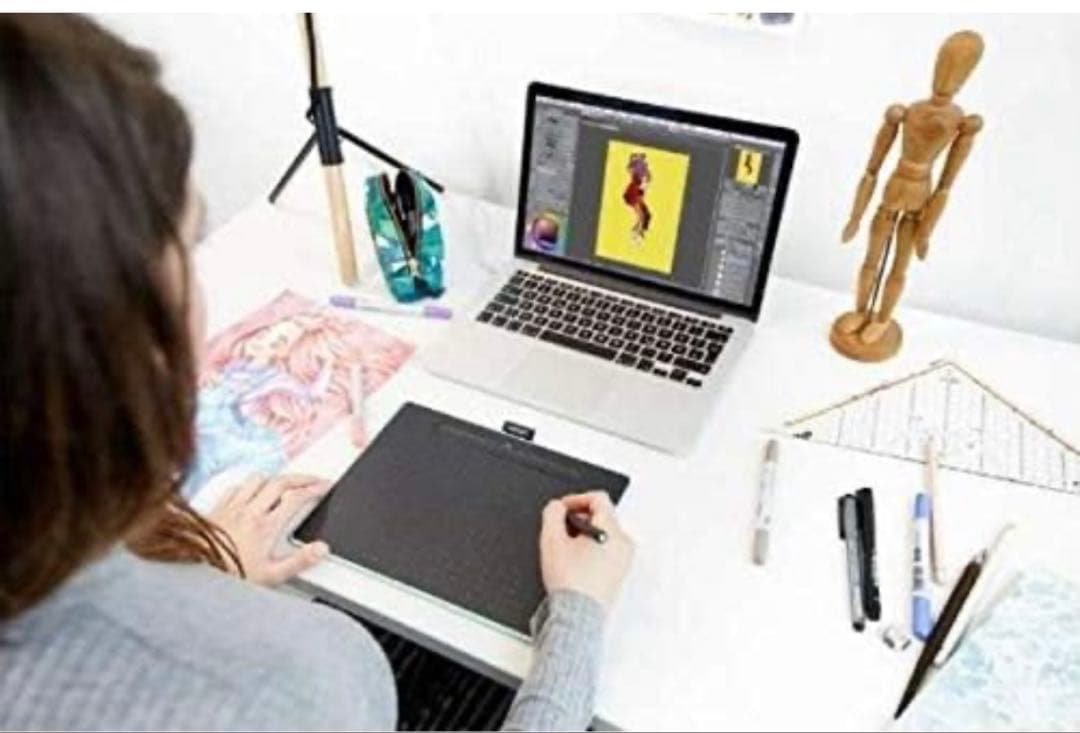 Wacom Intuos Medium デジタルペンタブレット