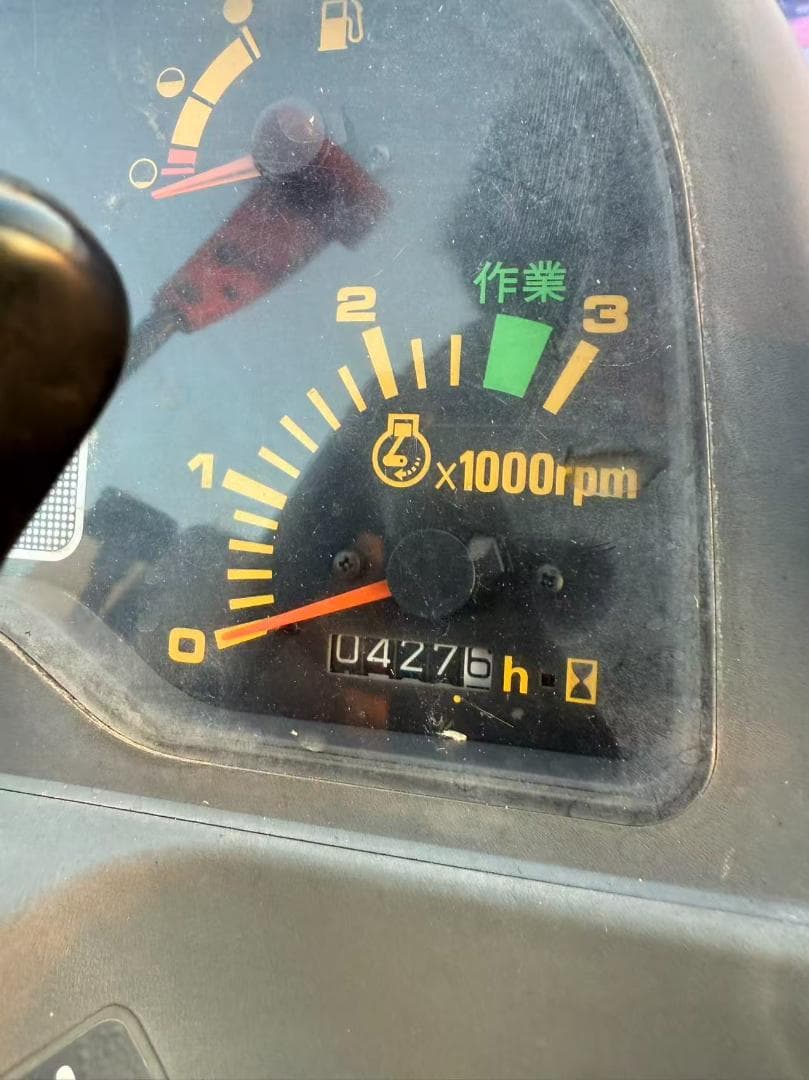 【福岡県みやま市】イセキ コンバイン 型式 327 3条刈 アワメータ—427H