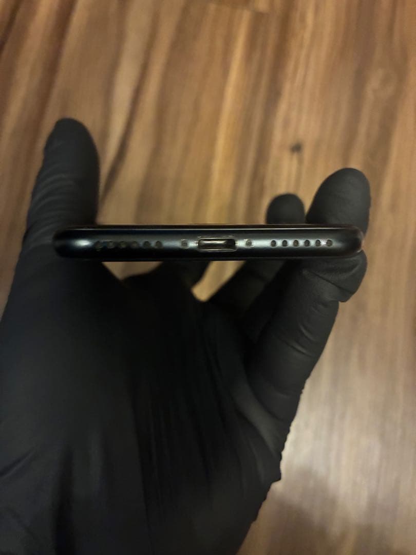 iPhone SE (第3世代) ブラック 256GB