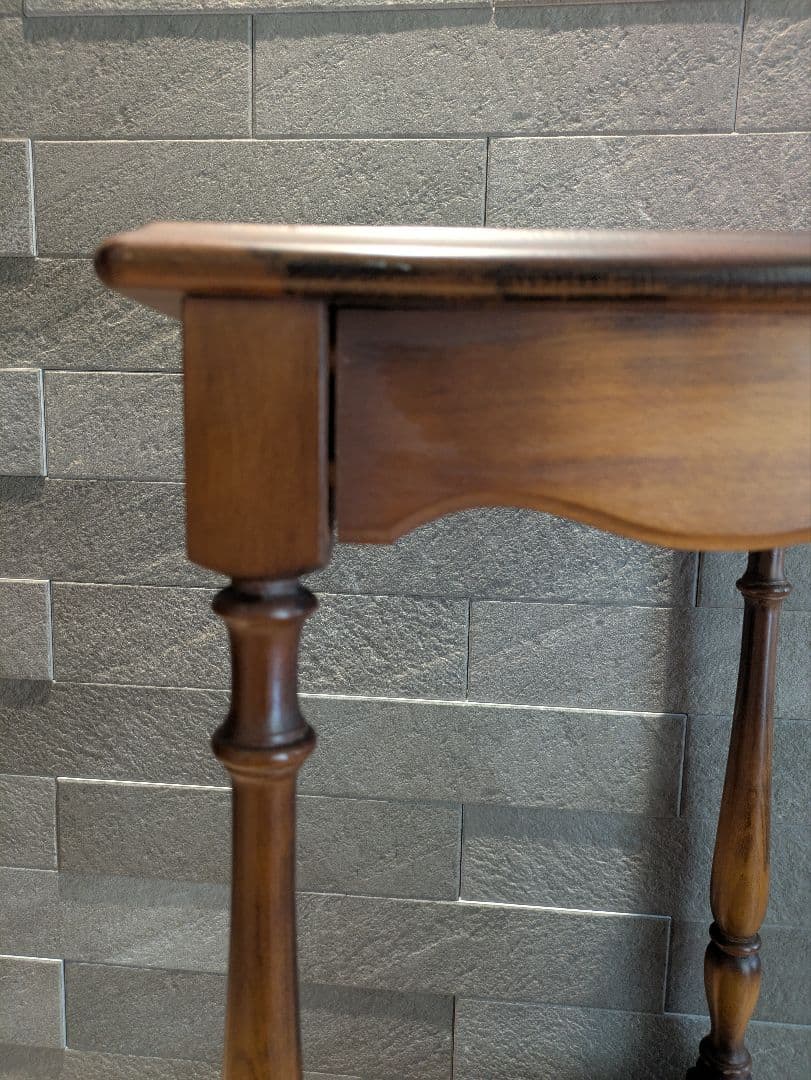 【オールドカリモク】コロニアル サイドテーブル アンティーク 木製家具 飾り棚