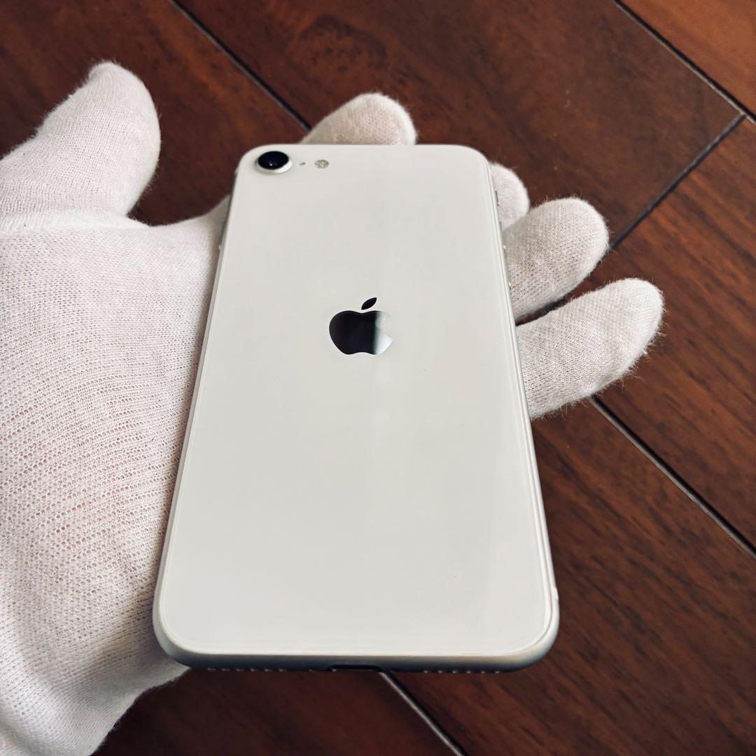 iPhone SE2 64GB ホワイト