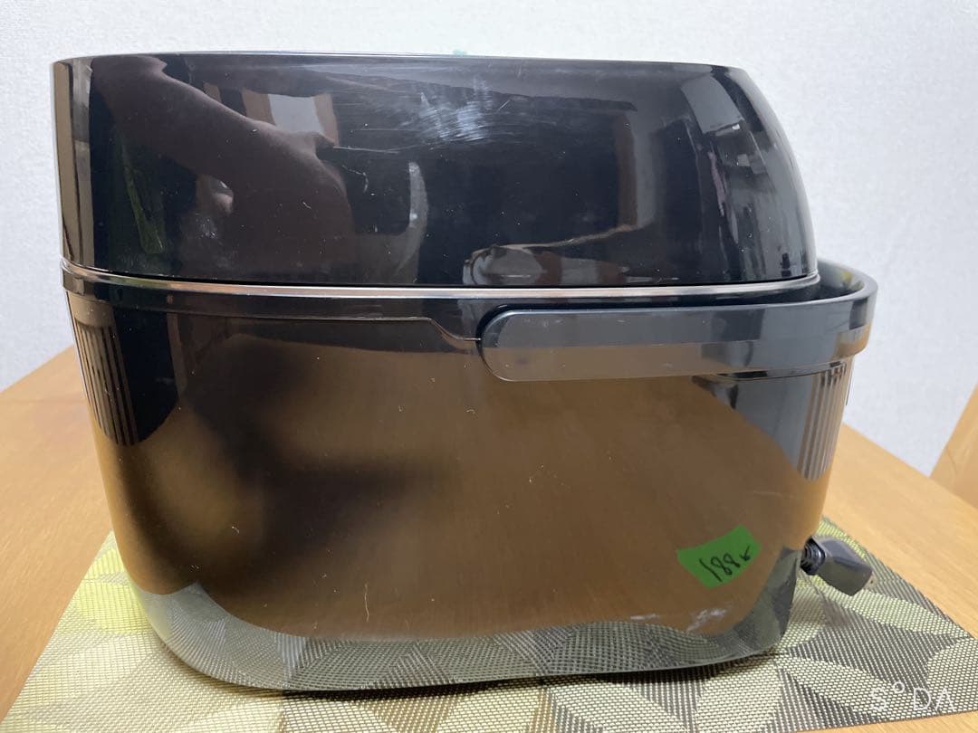 東芝RC-18VST-K炎匠炊き 真空圧力IHジャー炊飯器 ジャンク品