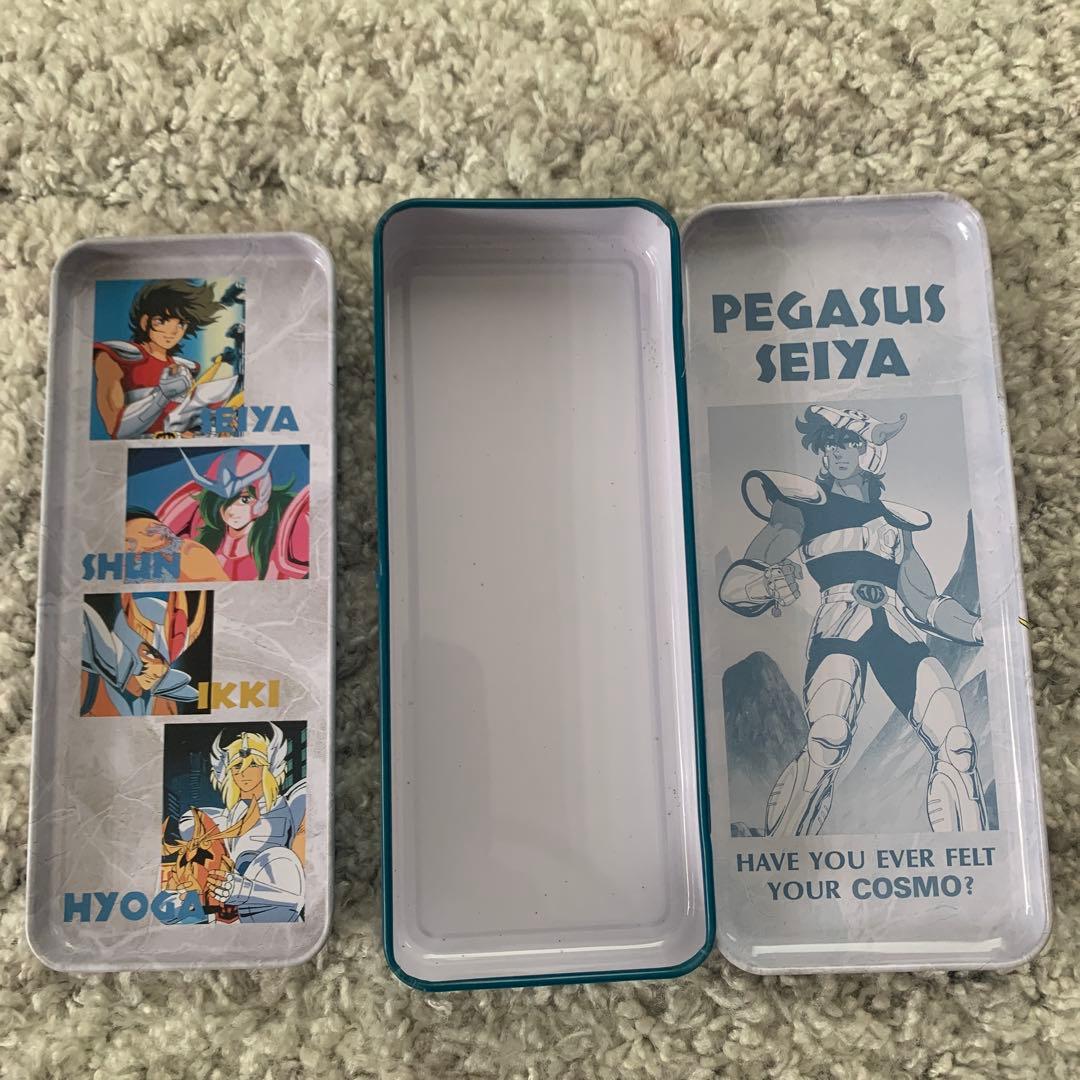 2個セット　聖闘士星矢　缶ペンケース　未使用