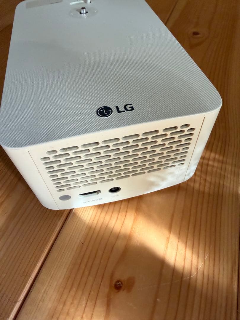 LG Minibeam Pro LED プロジェクター本体