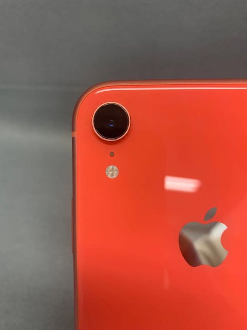 ジャンク品　国内版　SIMフリー　iPhoneXR　 64GB レッド色