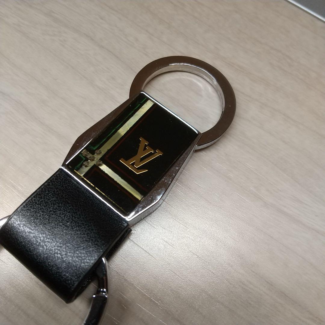 ルイヴィトン キーホルダー