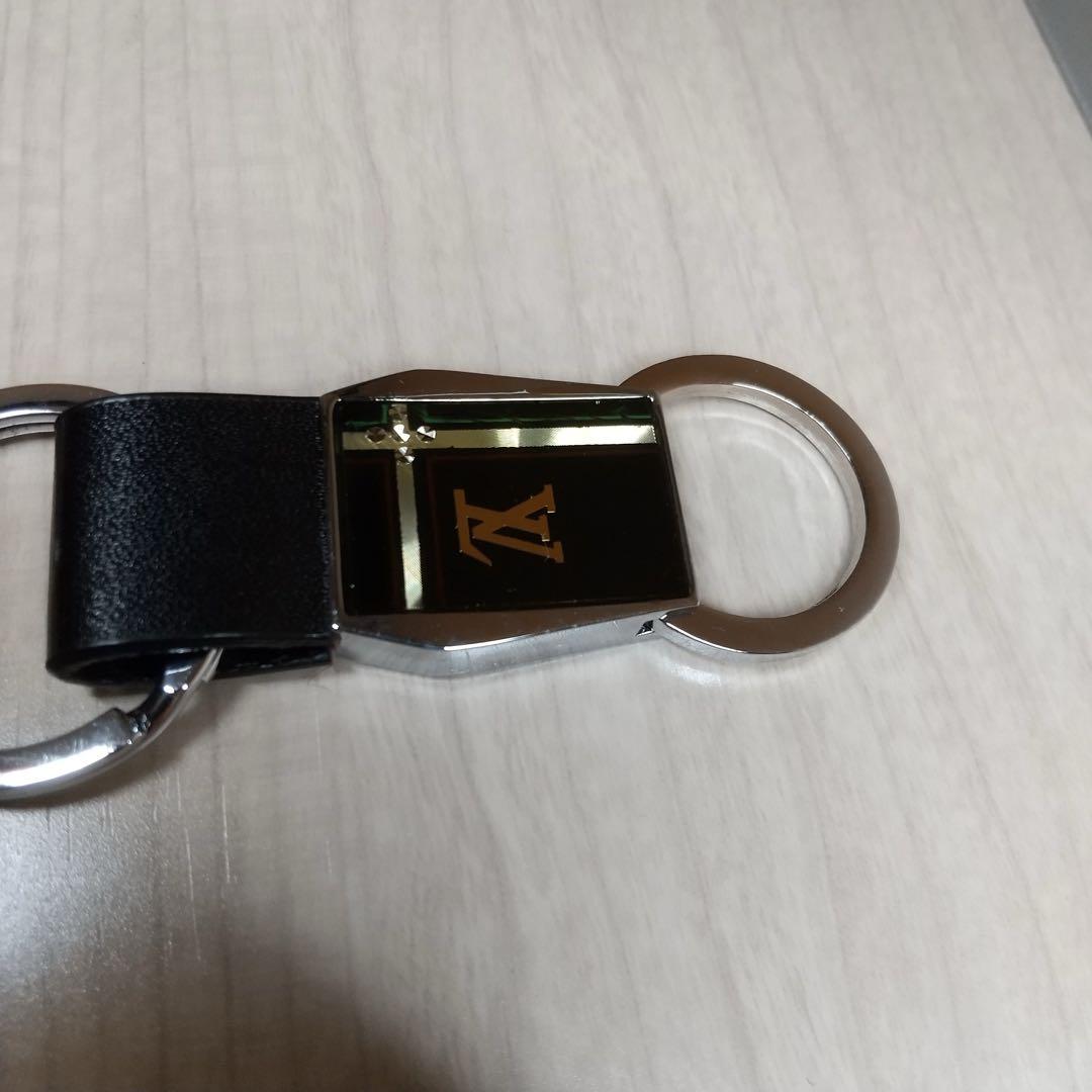 ルイヴィトン キーホルダー