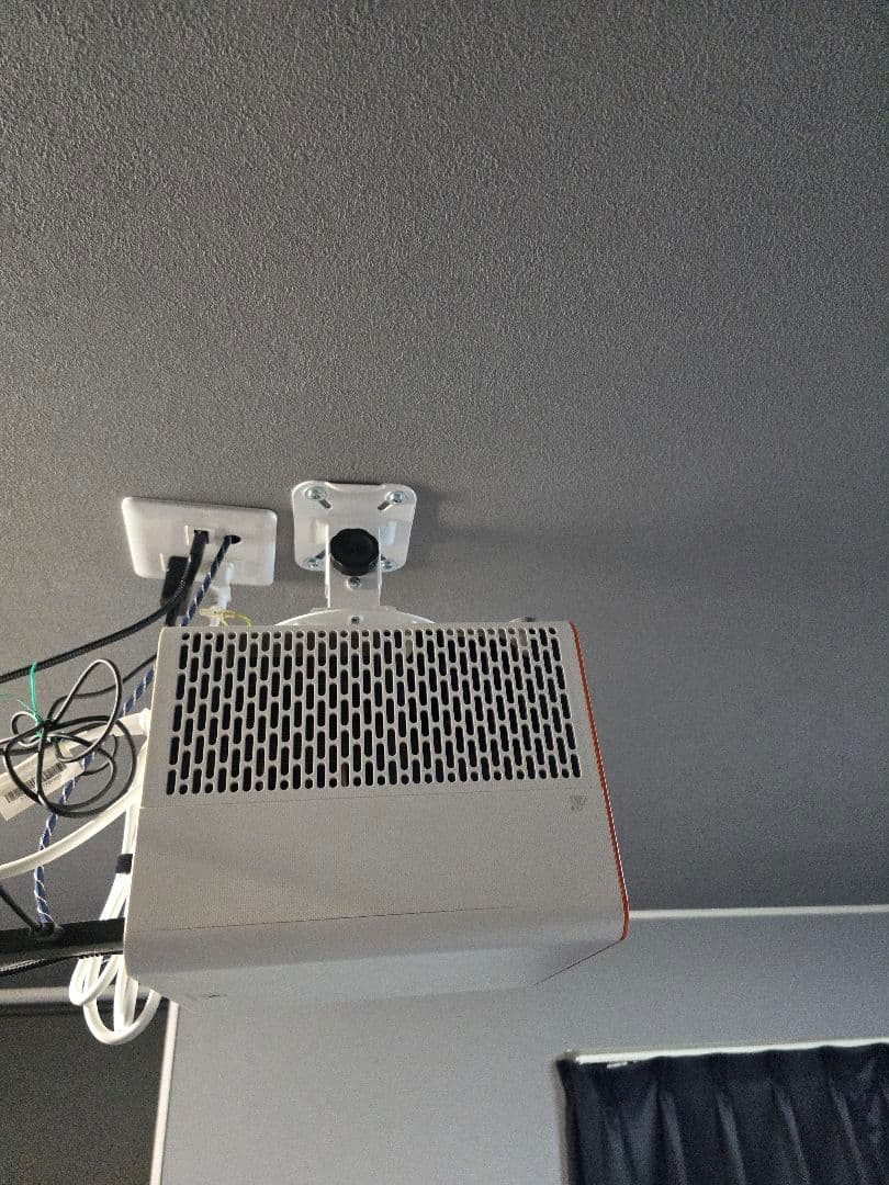 BenQ x3000i ゲーミングプロジェクター