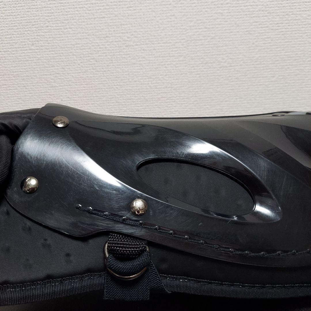 あ*わ様 UA　アンダーアーマー　キャッチャー防具　プロテクター　レッグガード