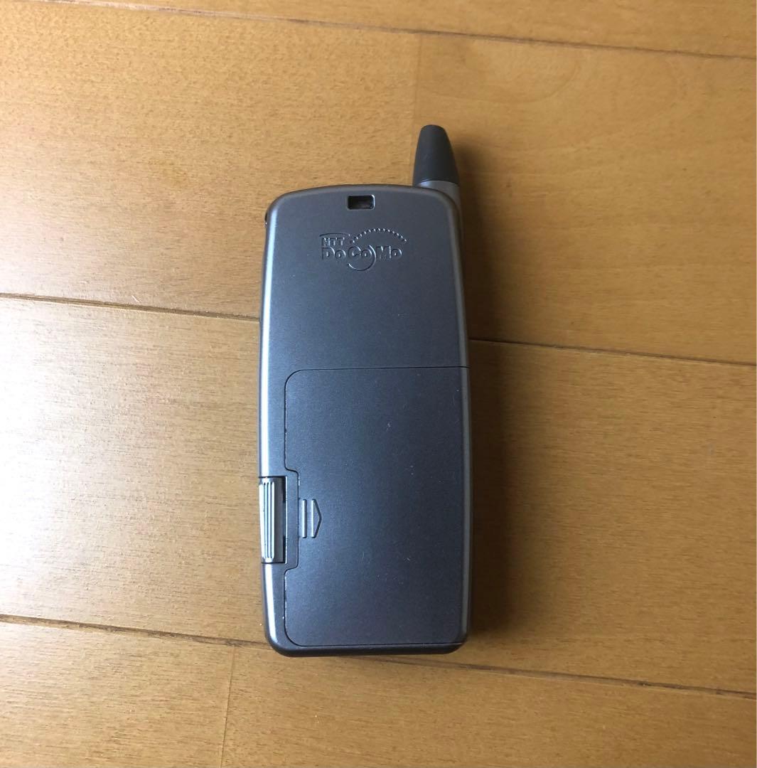 ドコモ Picwalk P711m グレー ピックウォーク DOCOMO