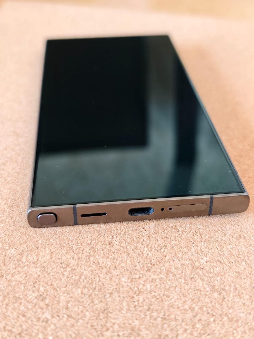 【極美品】Galaxy S24 Ultra 12GB/512GB SIMフリー